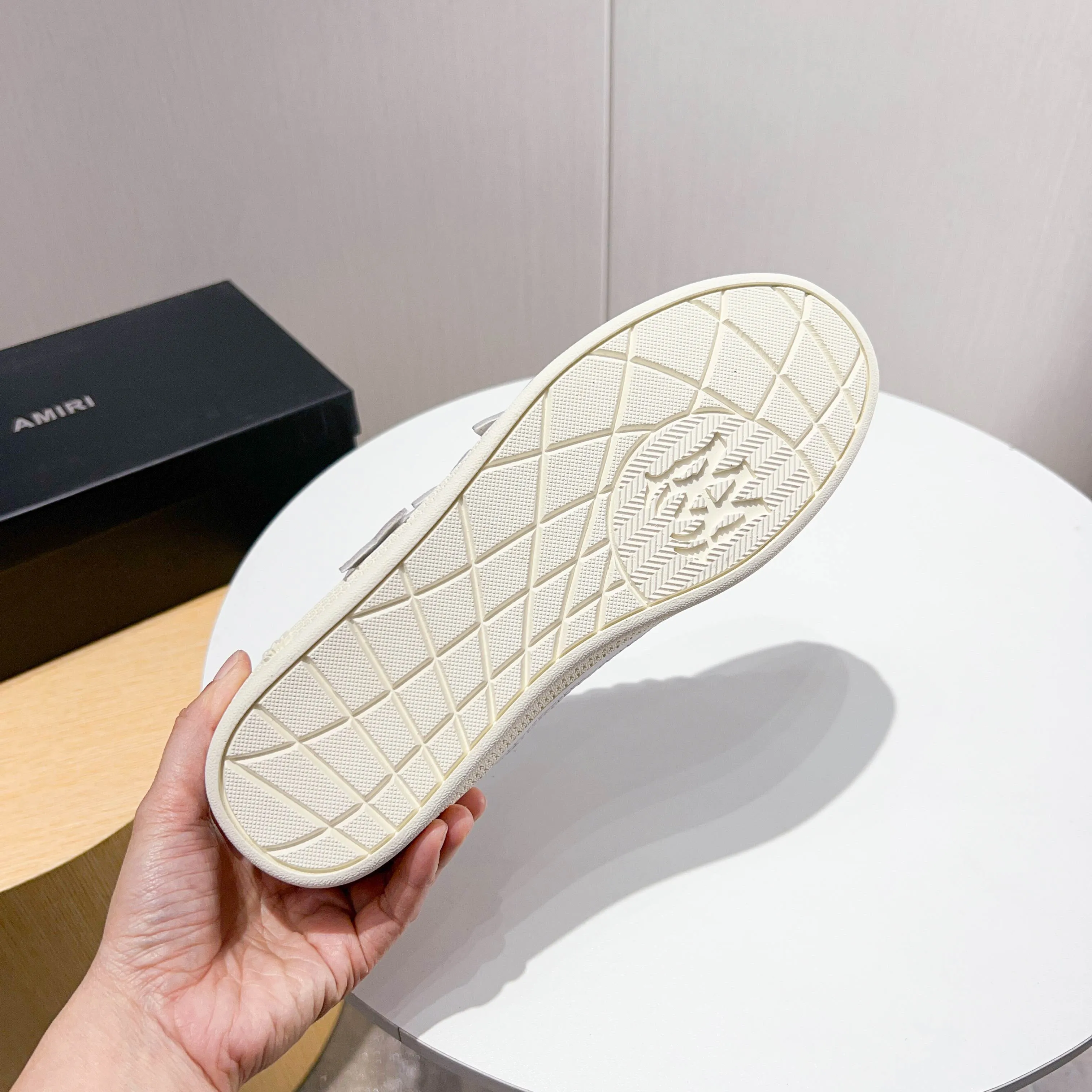 Men's shoes 💰420 [New style] 🌲🌲Balmain - New Amiri trendy shoes, low-top casual sports shoes, the same style as celebrities, made of selected pebbled cowhide and frosted cowhide, original outsole, comfortable on the feet, high-end workmanship, welcome to buy. Size: 39-45 (46 customized)